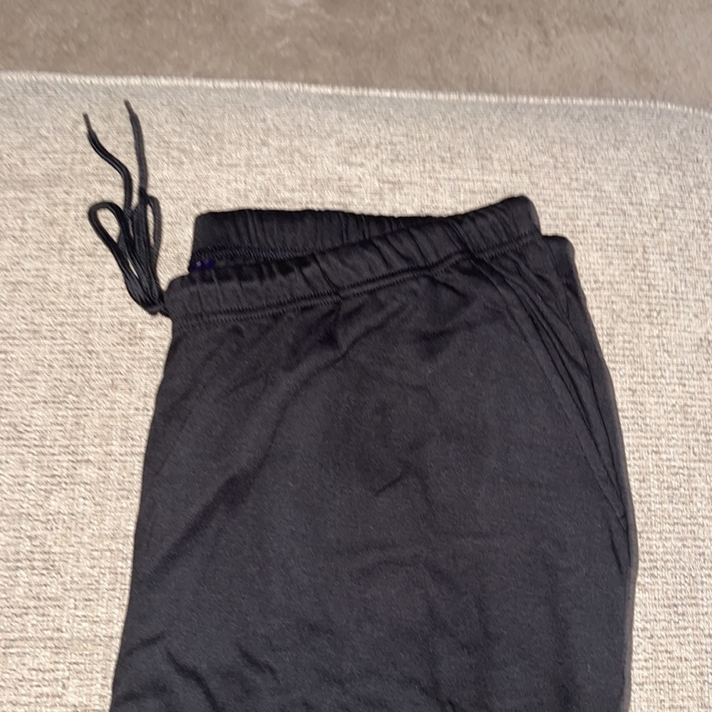 Capri pants - Picture 3 of 3